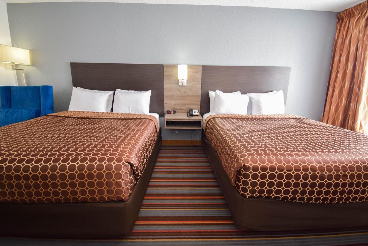 Hotel Quality & Sulphur Springs