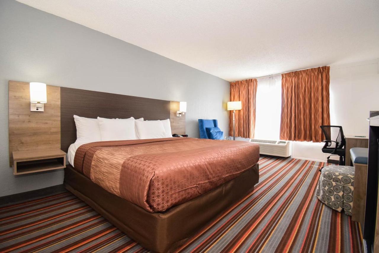 Quality & Hotel Sulphur Springs