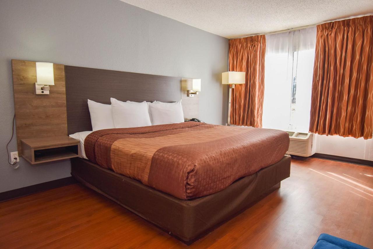 Quality & Hotel 2*