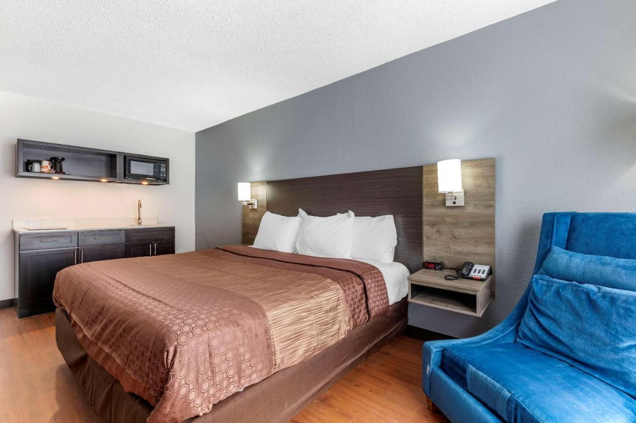 Quality & Hotel