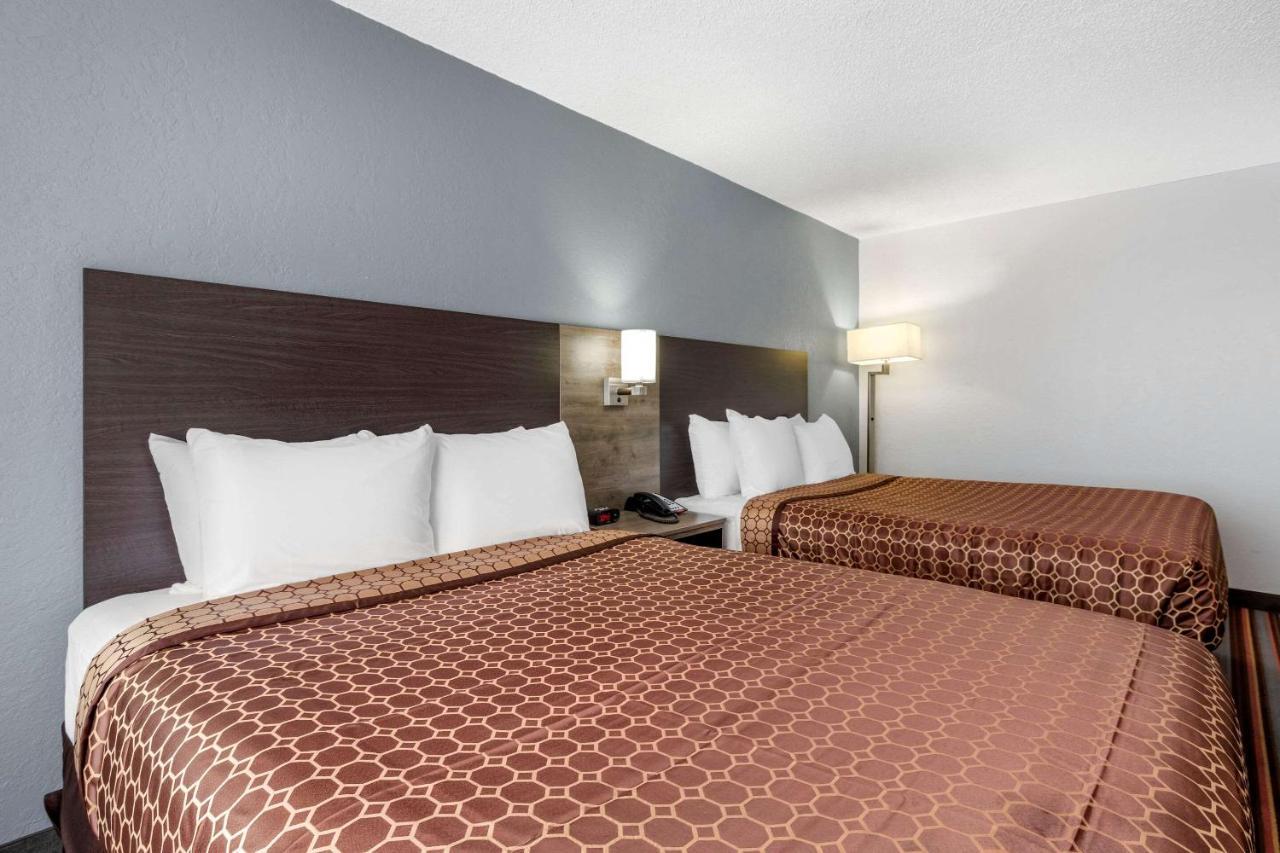 Quality & 2* Sulphur Springs